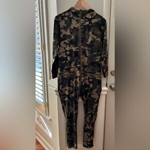 Airblaster Camo Ninja suit youth  10 12